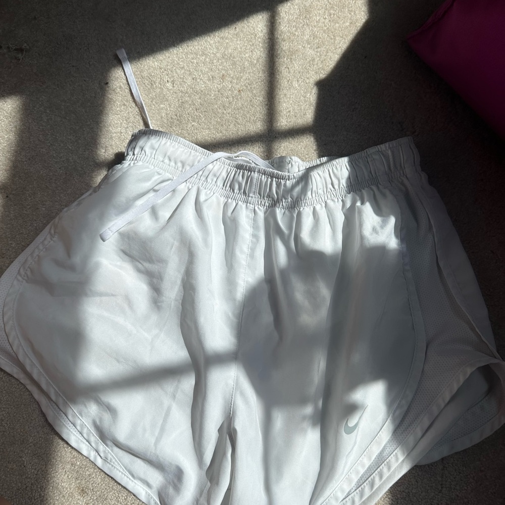 Nike White Athletic Shorts Lightweight Performance
